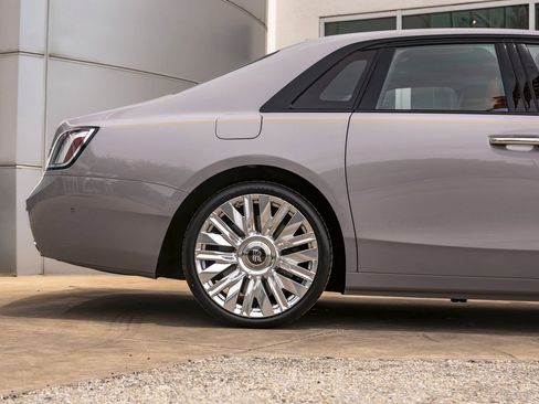 New 2026 Rolls-Royce Ghost AWD/4WD image 12