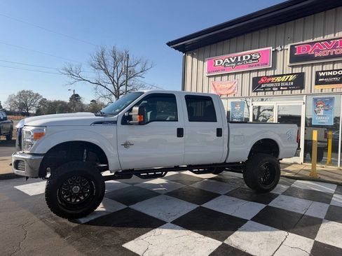 Used 2014 Ford F250 XLT image 8