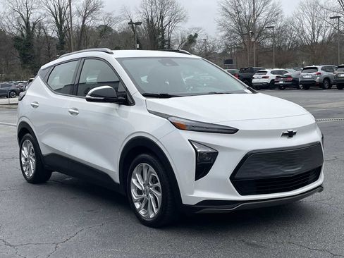 Used 2022 Chevrolet Bolt EUV LT w/ Driver Confidence Package image 5