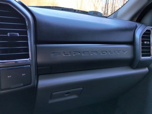 Used 2018 Ford F250 XLT image 37