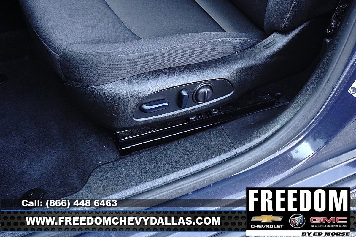 Certified 2025 Chevrolet Malibu LT FWD image 30
