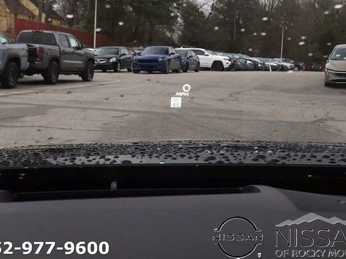 New 2026 Nissan Pathfinder Platinum image 32