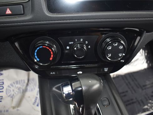 Used 2021 Honda HR-V Sport image 25