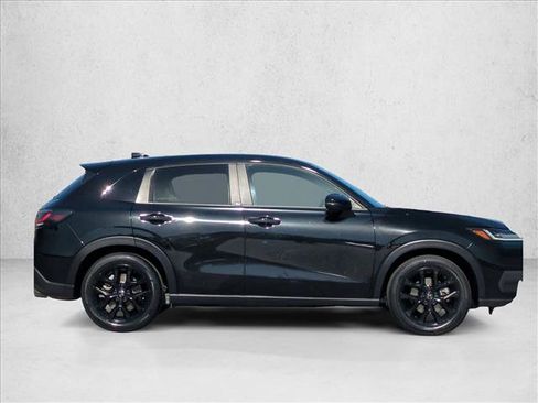 Used 2024 Honda HR-V Sport image 4