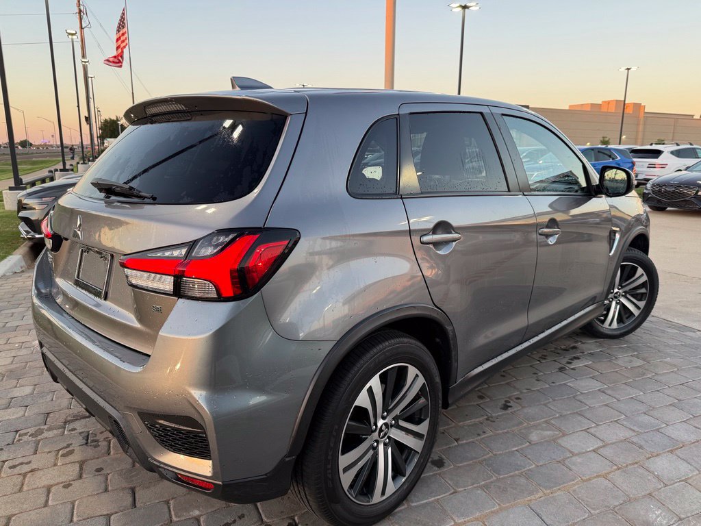 Used 2021 Mitsubishi Outlander Sport SE AWD/4WD image 5