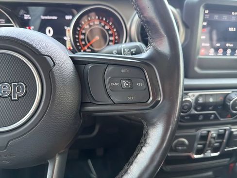 Used 2021 Jeep Gladiator Sport AWD/4WD image 17