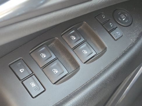 Used 2016 Cadillac Escalade Luxury AWD/4WD image 27