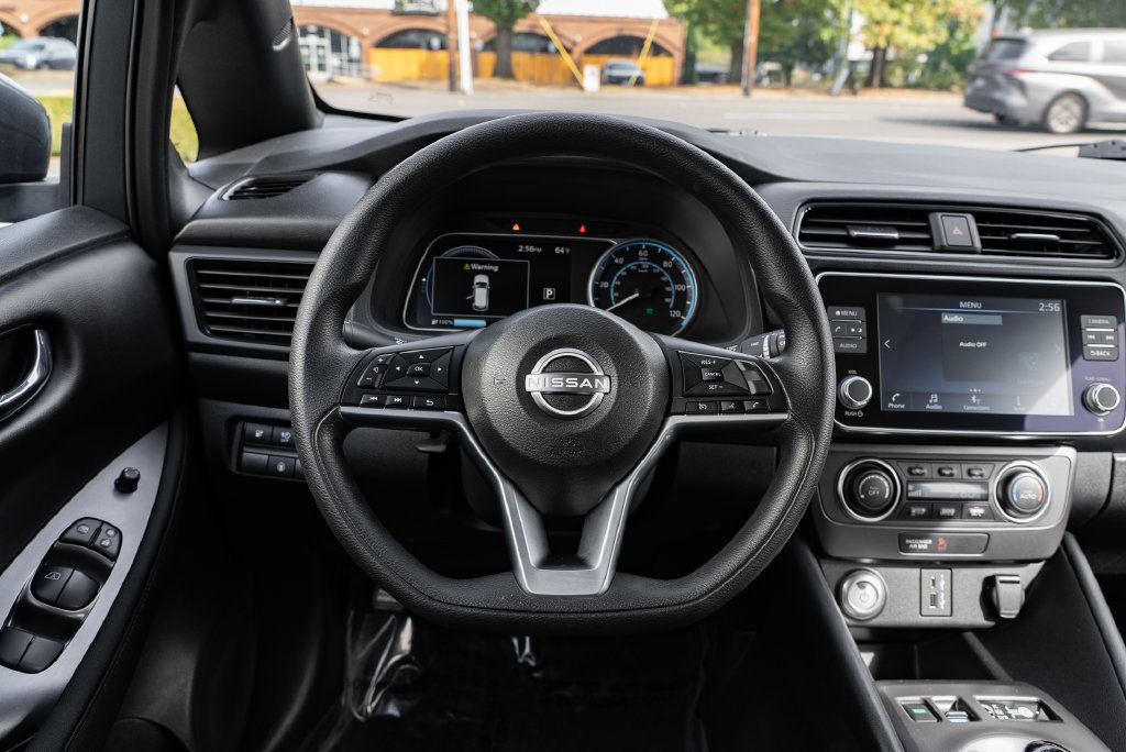Used 2025 Nissan Leaf S FWD image 12