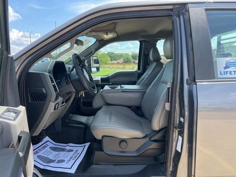 Used 2022 Ford F350 XL w/ Power Equipment Group image 12