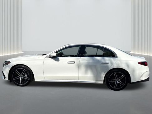 Used 2024 Mercedes-Benz E 350 4MATIC Sedan image 8