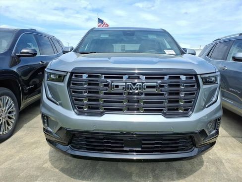 New 2026 GMC Acadia Denali Ultimate AWD/4WD image 2