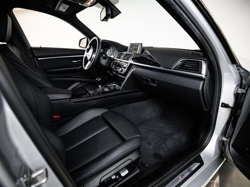 Used 2016 BMW 328i Sedan RWD image 28