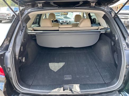 Used 2016 Subaru Outback 3.6R Limited image 26