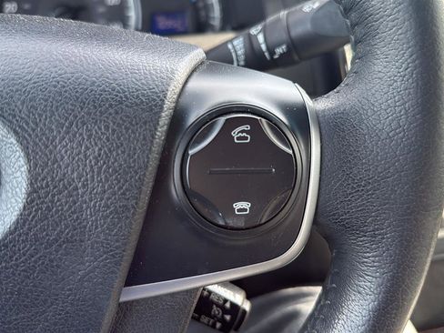 Used 2013 Toyota Camry XLE w/ Leather Pkg image 15