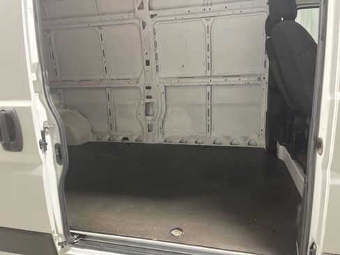 Used 2023 RAM ProMaster 2500 FWD image 15
