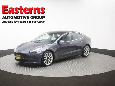 Used 2018 Tesla Model 3 Long Range RWD image 53