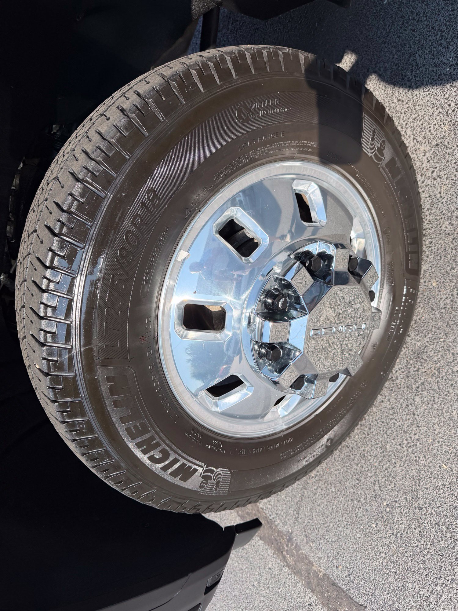 Used 2025 GMC Sierra 3500 Denali Ultimate AWD/4WD image 12