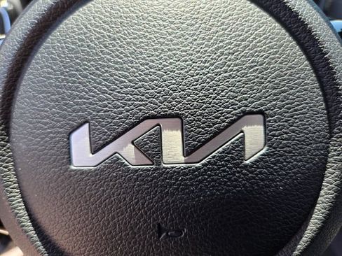 Used 2025 Kia Soul GT-Line w/ GT-Line Technology Package FWD image 36