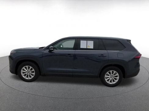 Used 2025 Toyota Grand Highlander FWD image 9