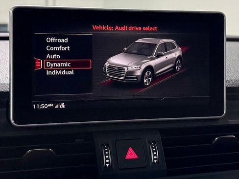 Used 2020 Audi SQ5 Premium Plus w/ Premium Plus Package image 21