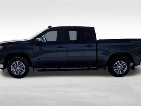 Used 2021 Chevrolet Silverado 1500 LT AWD/4WD image 5