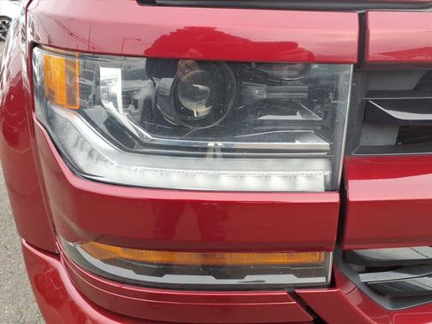 Used 2018 Chevrolet Silverado 1500 LT w/ All Star Edition image 11