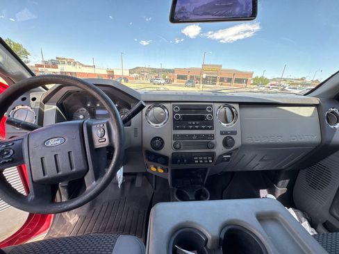 Used 2015 Ford F350 XLT w/ XLT Interior Package AWD/4WD image 11