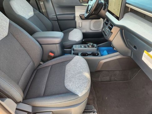 New 2025 Ford Maverick XLT w/ XLT Luxury Package image 10