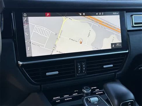Used 2019 Porsche Cayenne image 21