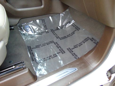 Used 2021 GMC Sierra 3500 SLT w/ SLT Convenience Package image 13