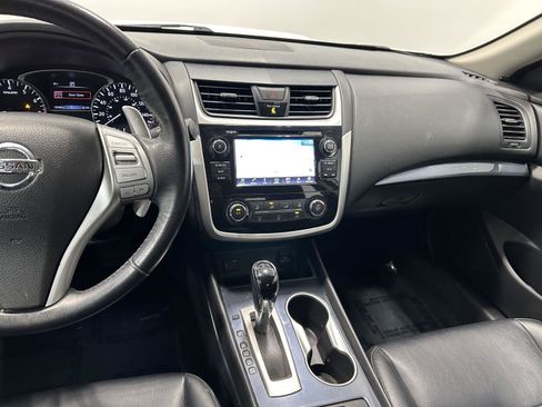 Used 2018 Nissan Altima 2.5 SR w/ SR Special Edition FWD image 18