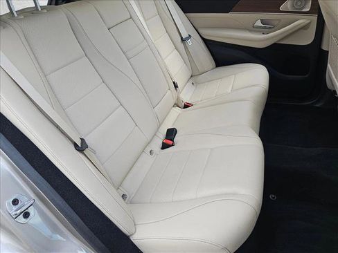 Used 2023 Mercedes-Benz GLE 350 image 19