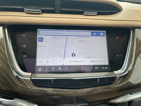 Certified 2025 Cadillac XT6 Sport w/ Platinum Package AWD/4WD image 16