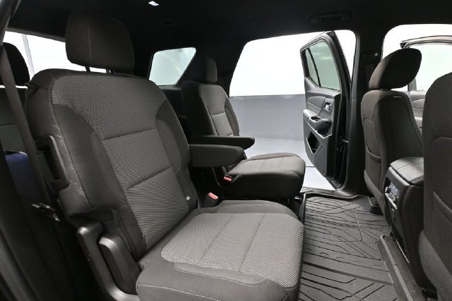 Used 2023 Chevrolet Traverse LT w/ LPO, Floor Liner Package AWD/4WD image 38