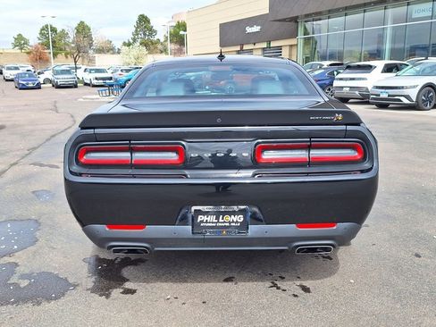 Used 2022 Dodge Challenger R/T Scat Pack RWD image 4