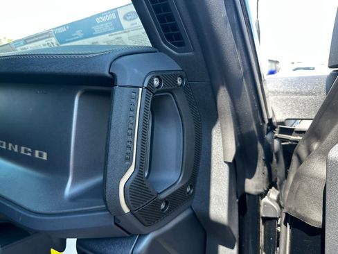 New 2025 Ford Bronco Badlands image 41