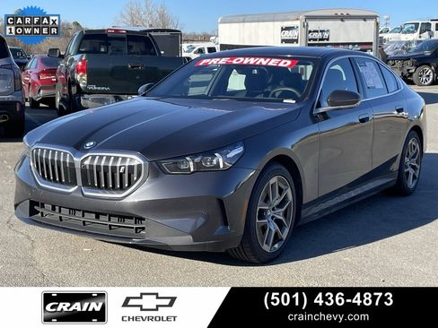Used 2024 BMW i5 eDrive40i image 3