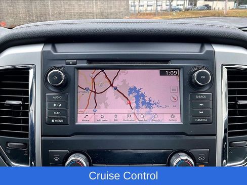 Used 2019 Nissan Titan PRO-4X image 12