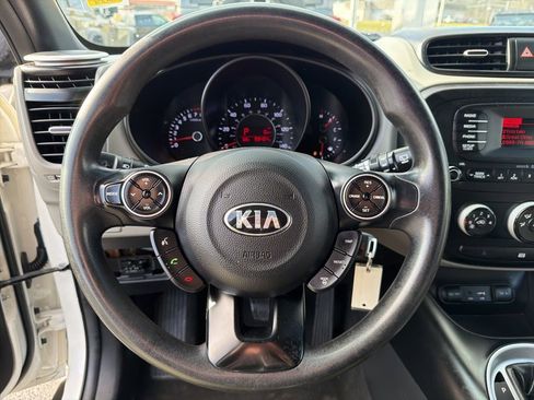 Used 2016 Kia Soul image 37