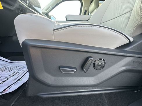 New 2026 Ford Expedition Platinum image 18