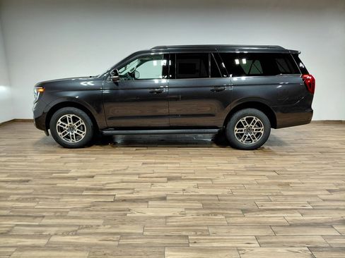 New 2025 Ford Expedition Max Active image 17