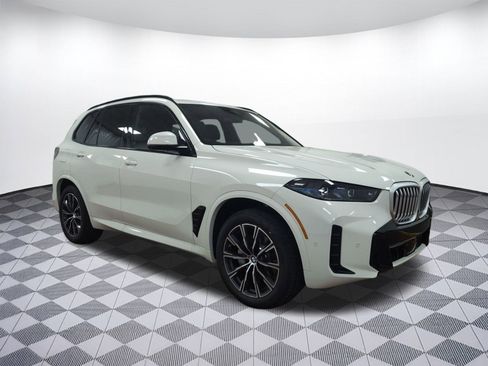New 2026 BMW X5 xDrive40i w/ M Sport Package image 6