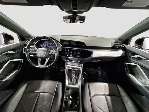 Used 2020 Audi Q3 2.0T Premium w/ Convenience Package image 16