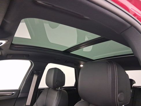 New 2026 Porsche Macan image 28