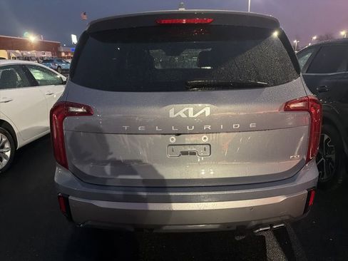 Used 2025 Kia Telluride S image 9
