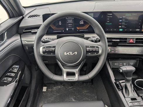 New 2026 Kia K5 GT-Line image 18