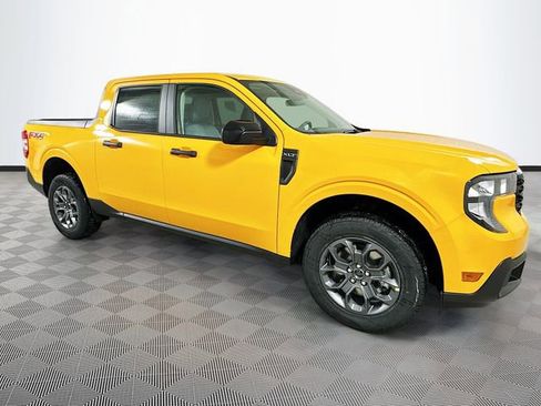 New 2026 Ford Maverick XLT w/ XLT Luxury Package image 3