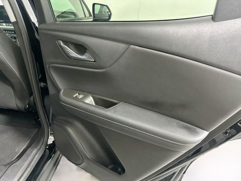 Used 2025 Chevrolet Blazer LT FWD image 29