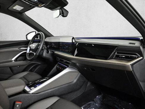 Certified 2025 Audi Q5 Premium w/ Convenience Package AWD/4WD image 23