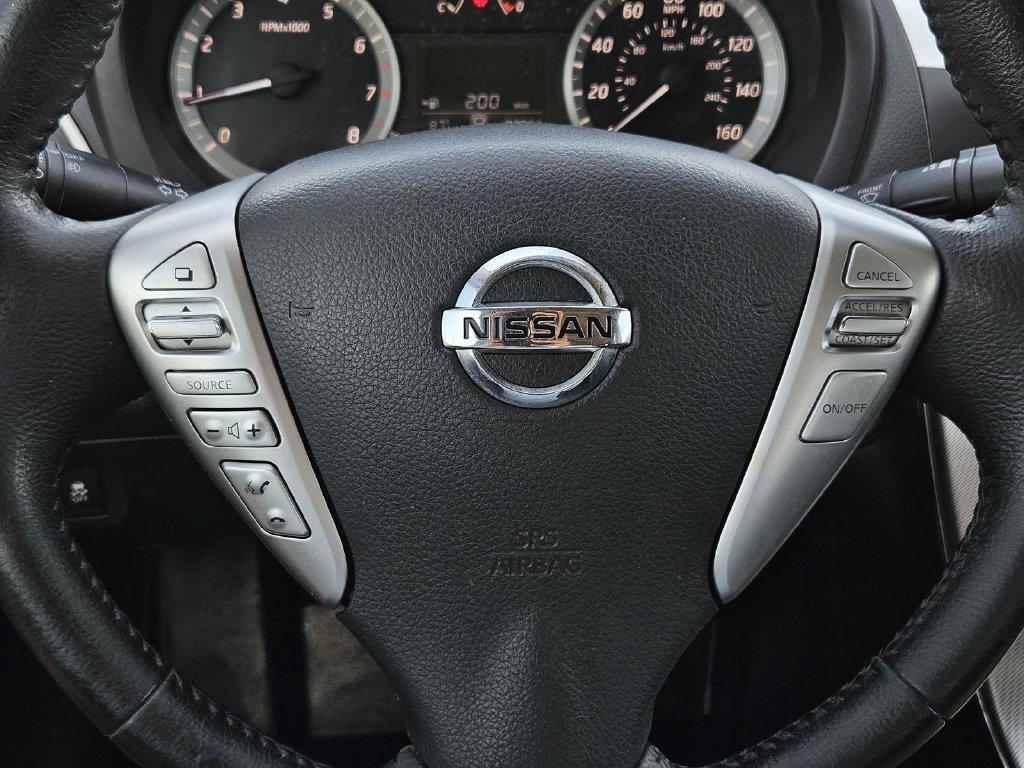 Used 2015 Nissan Sentra SR w/ SR Premium Package FWD image 26